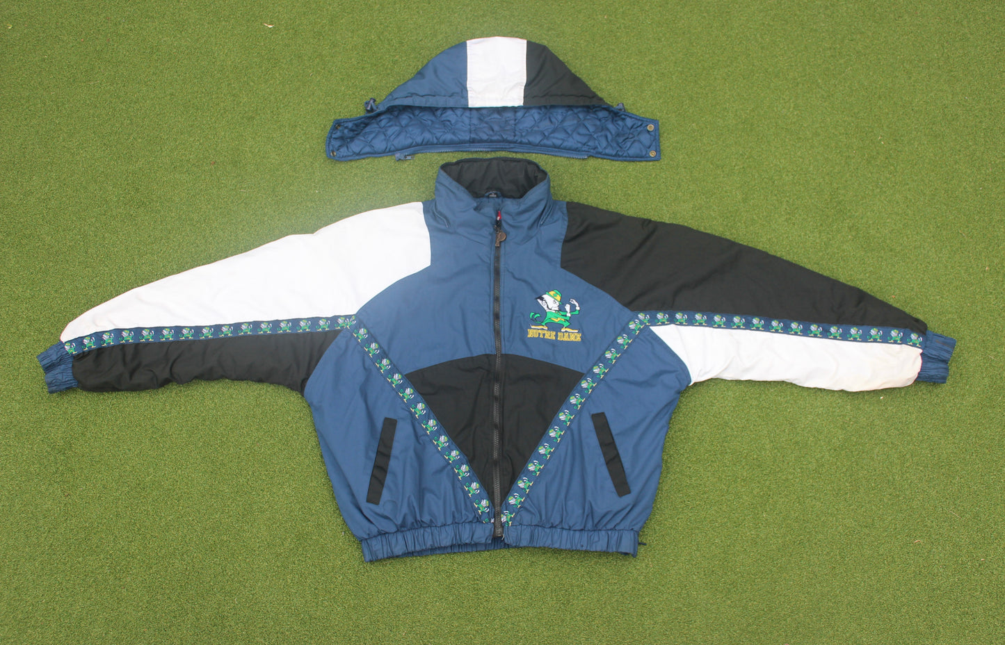 Vintage 90s | Notre Dame Pro Player Jacket w/Removable Hood (Starter-Like) | Size XL