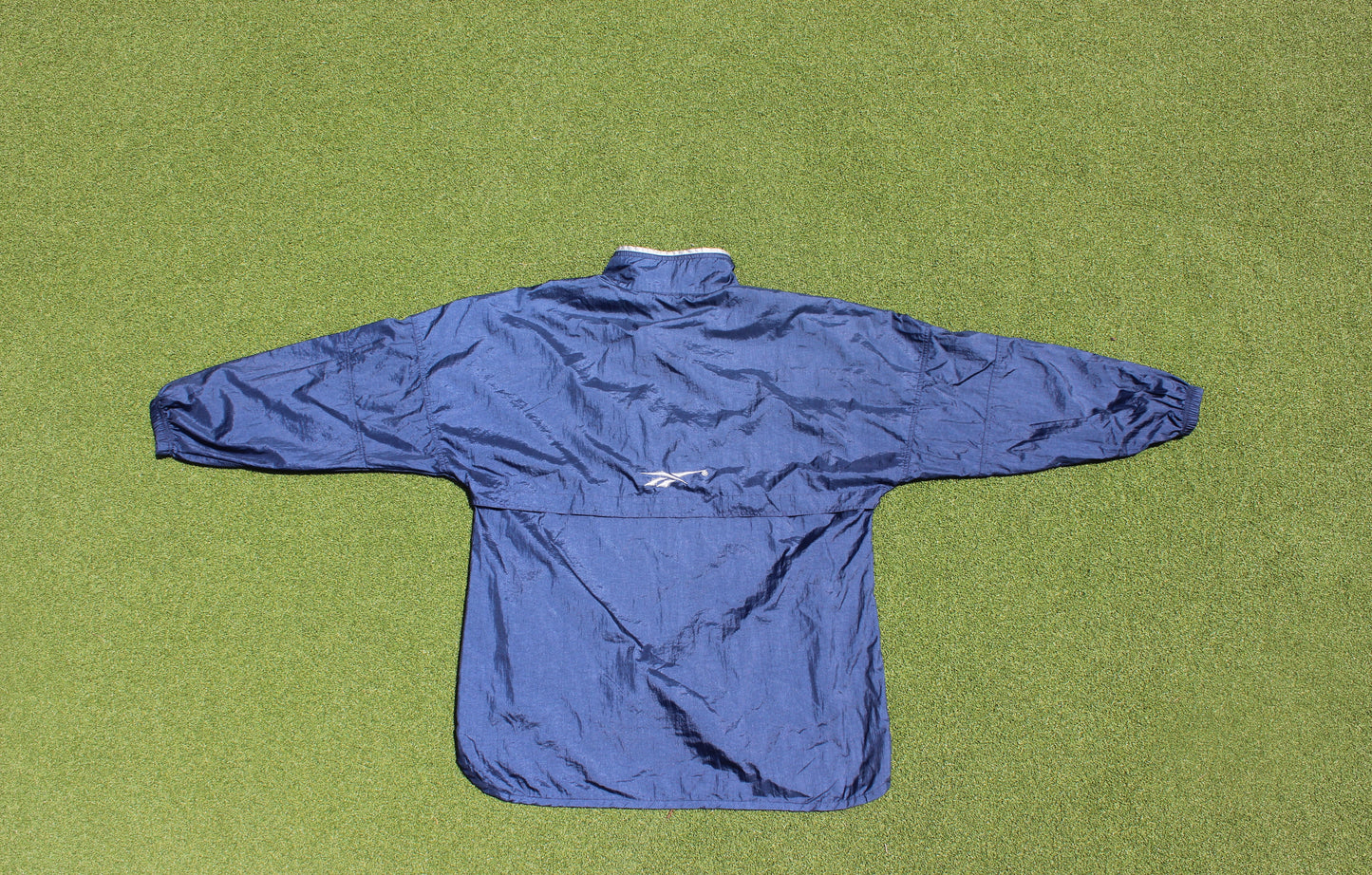 VINTAGE 90s | Reebok Center Logo Light Pullover Jacket | Size L