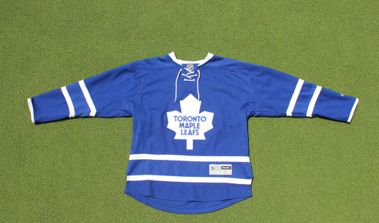 VINTAGE | Toronto Maple Leafs 2011 Home Jersey | Size L