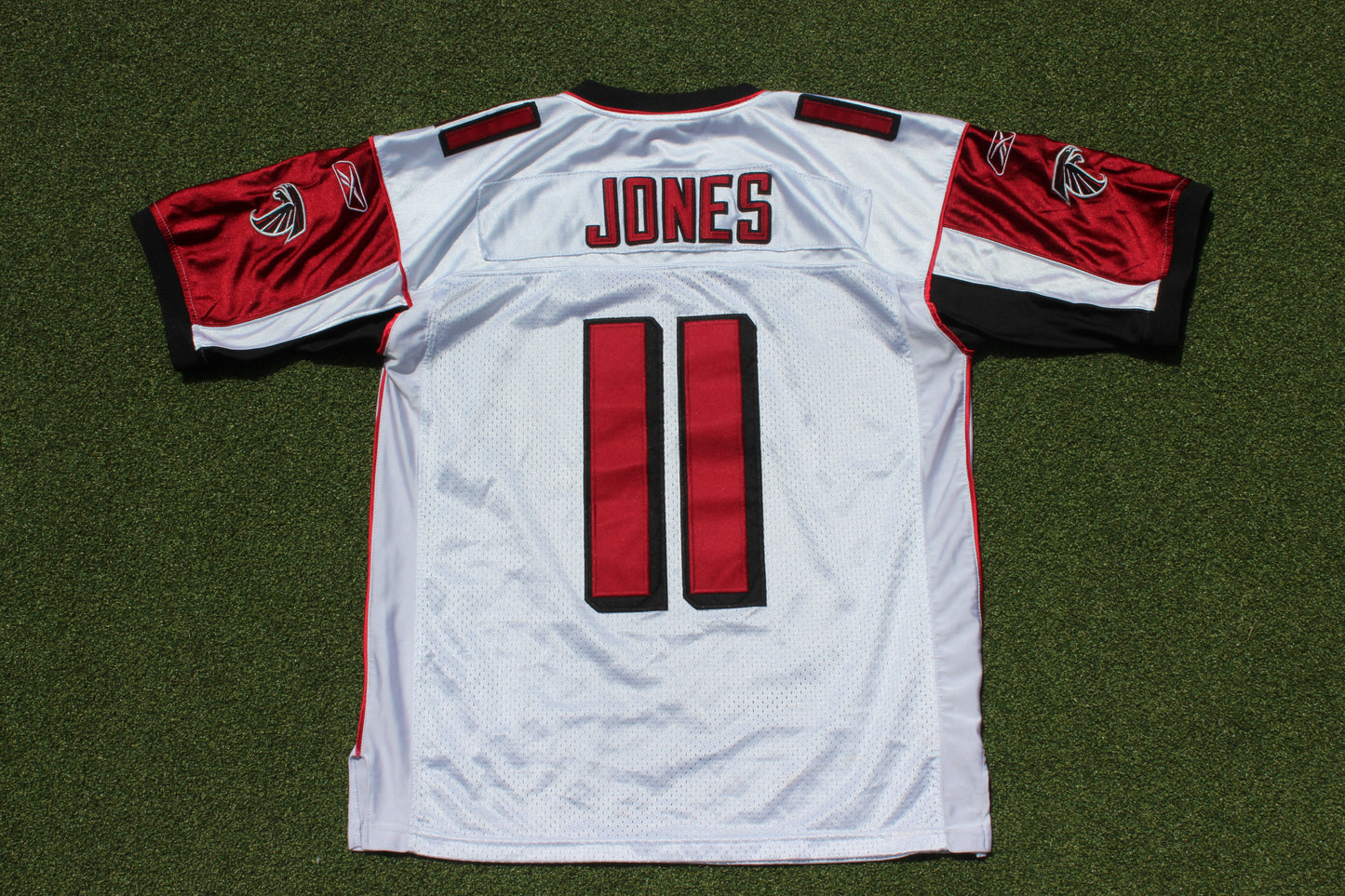 VINTAGE | Atlanta Falcons Away Jersey #11 Julio Jones | Size 48 (L)