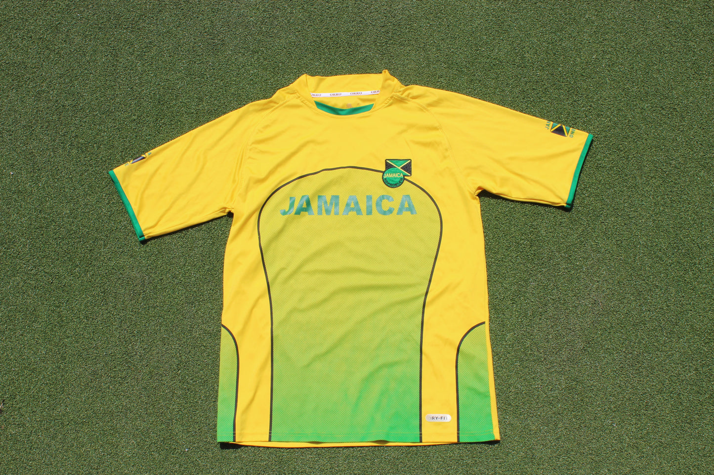 VINTAGE 00s | International Jamaica Soccer Jersey | Size XL