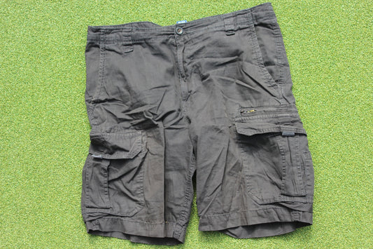 VINTAGE | Chaps Athletics Cargo Shorts | Size 34