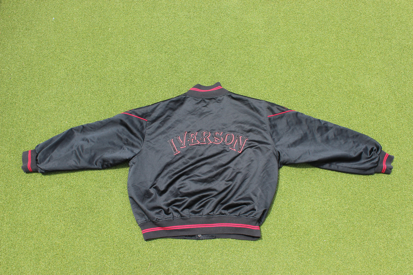 VINTAGE 00s | Reebok x Allen Iverson Satin Bomber Jacket | Size L