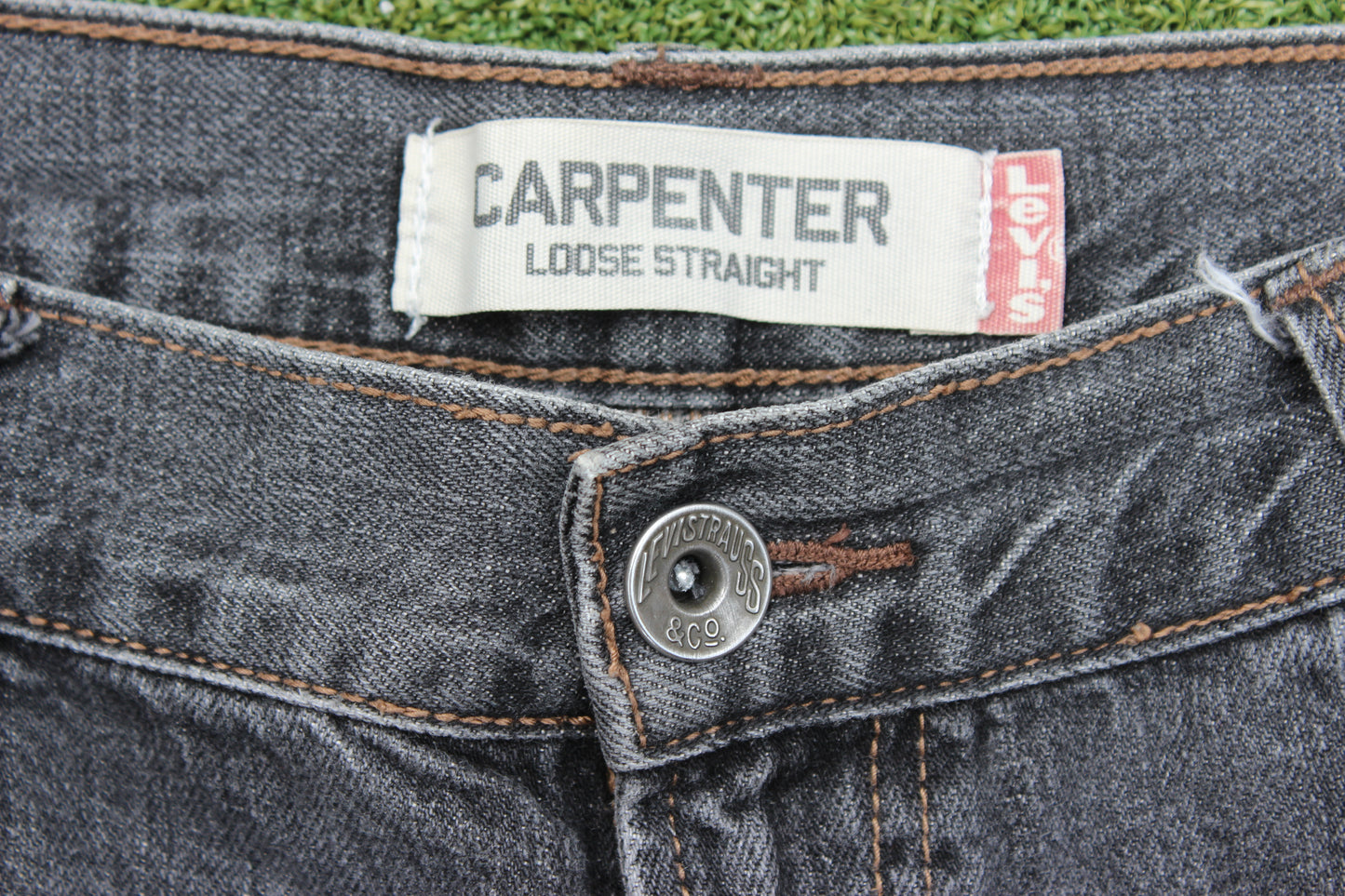 VINTAGE | Levi’s Carpenter Jeans | Size 34x32