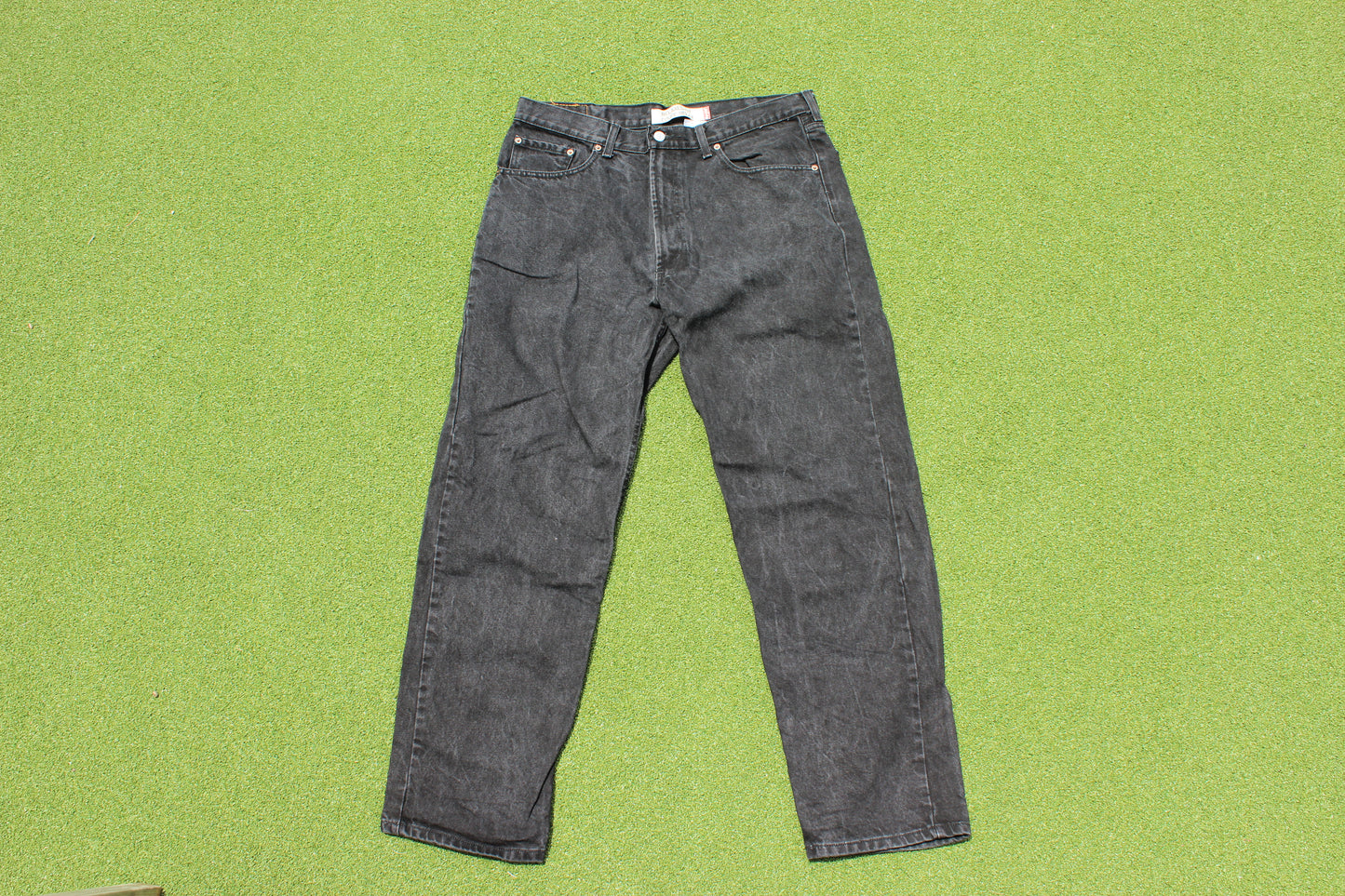 VINTAGE | Relaxed Fit Levi’s Jeans | Size 38x34