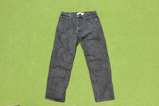 VINTAGE | Relaxed Fit Levi’s Jeans | Size 38x34