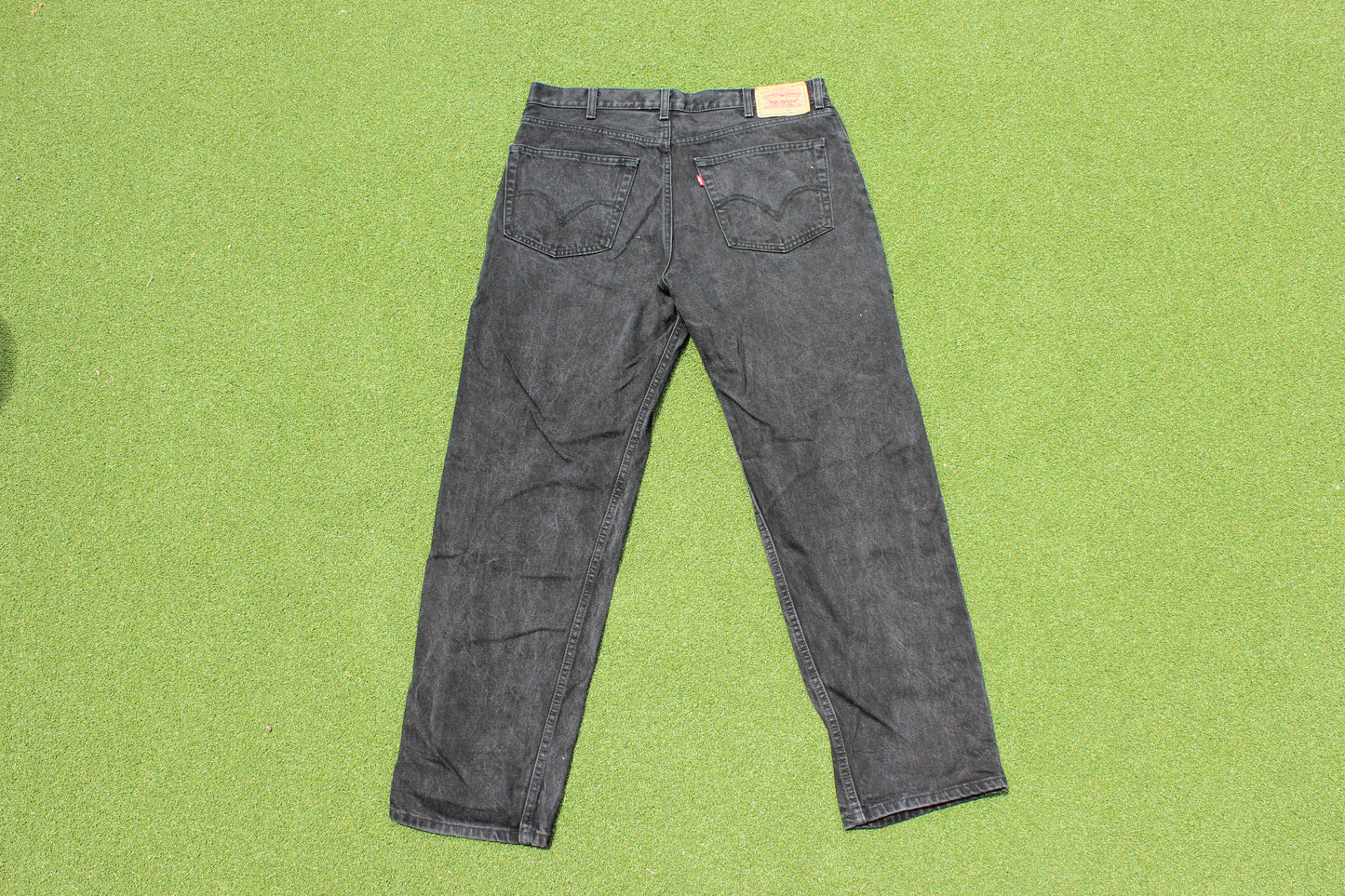 VINTAGE | Relaxed Fit Levi’s Jeans | Size 38x34