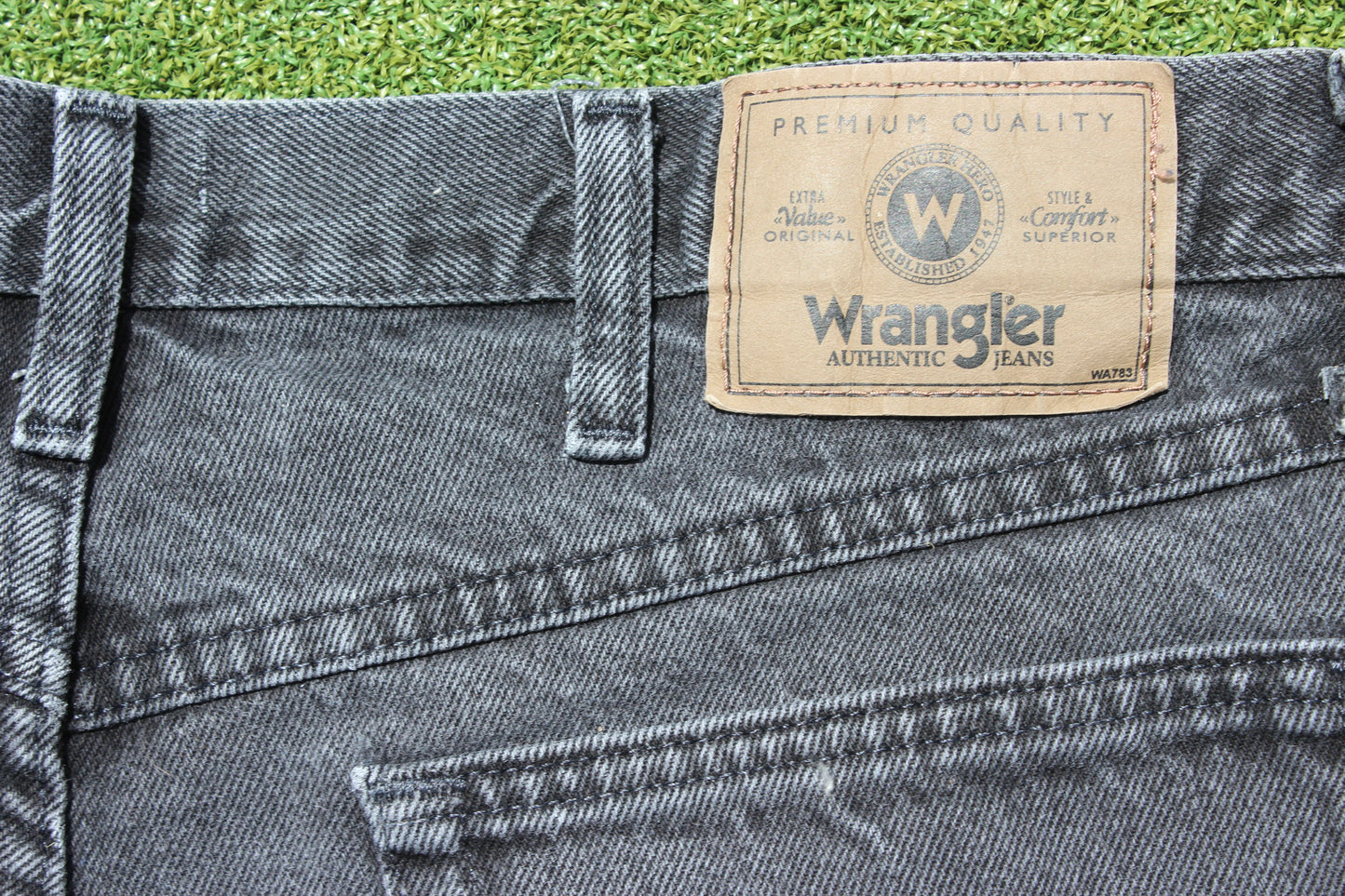 VINTAGE | Black Wrangler Jeans | Size 36