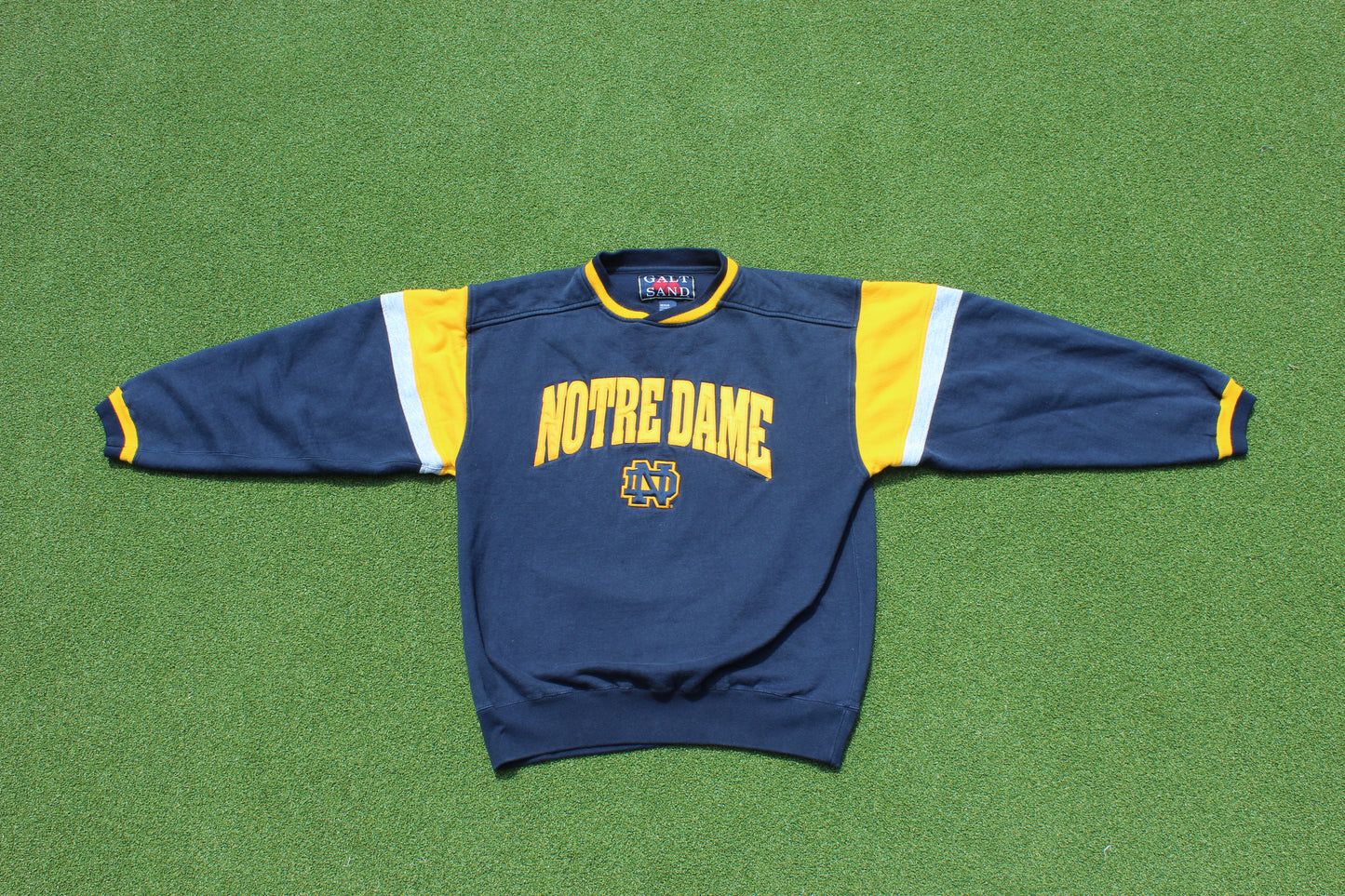 VINTAGE 90s | Notre Dame 3-Tone Crewneck | Size M