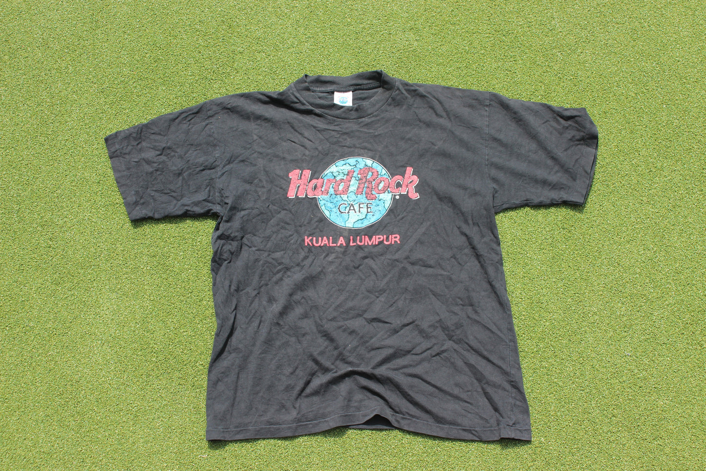 VINTAGE 90s | Hard Rock Cafe Kuala Lumpur T-Shirt | Size XL