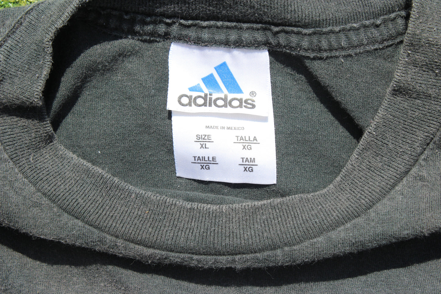 VINTAGE 90s | Adidas T-Shirt | Size XL