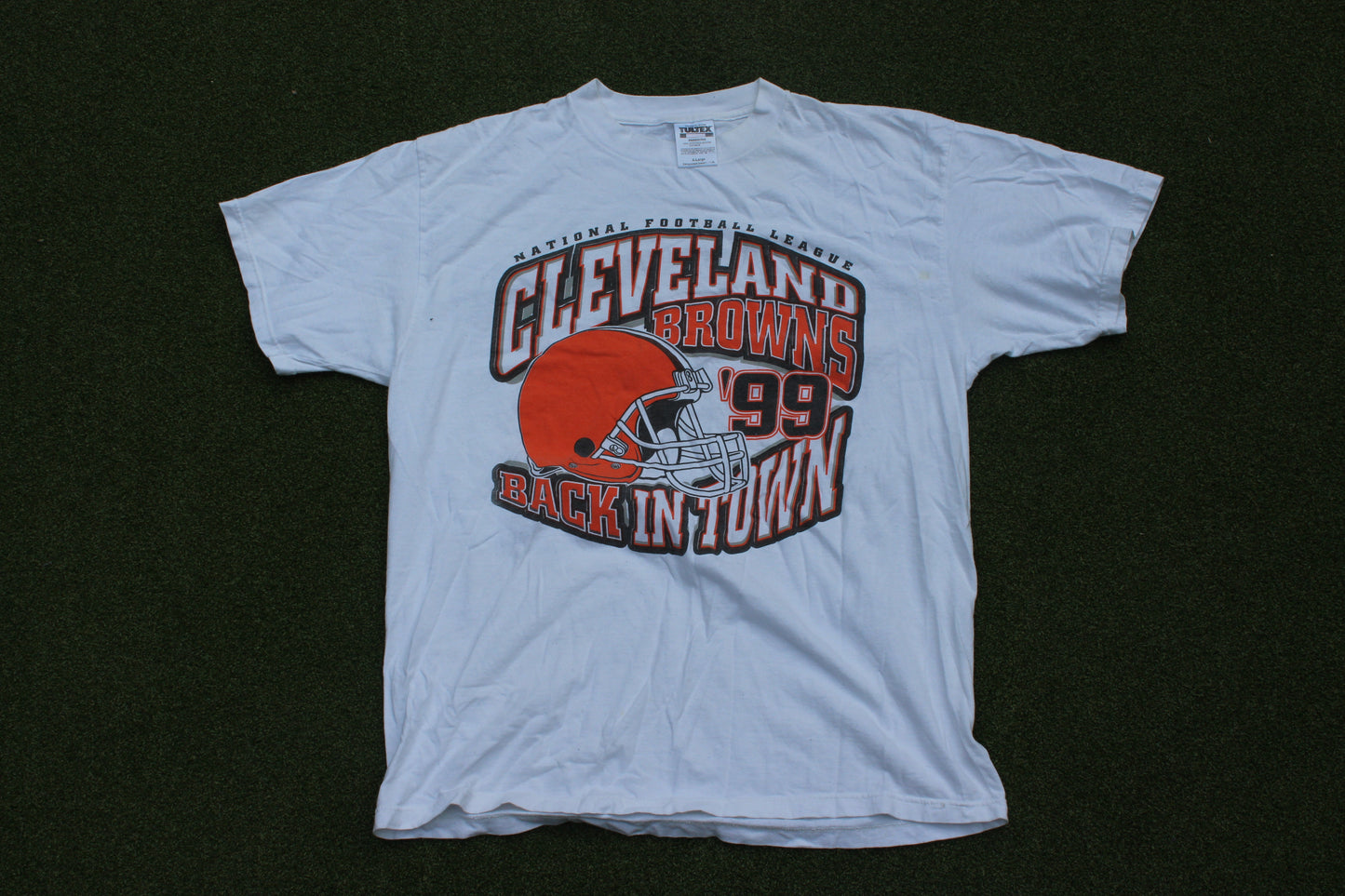 VINTAGE 90s | Cleveland Browns 1999 Back In Town T-Shirt | Size XL