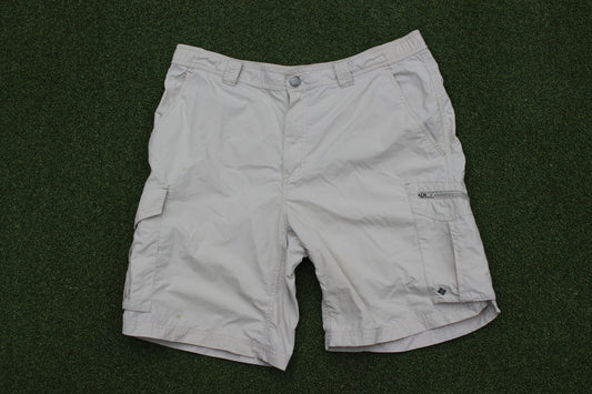 VINTAGE | Columbia Cargo Shorts | Size 38