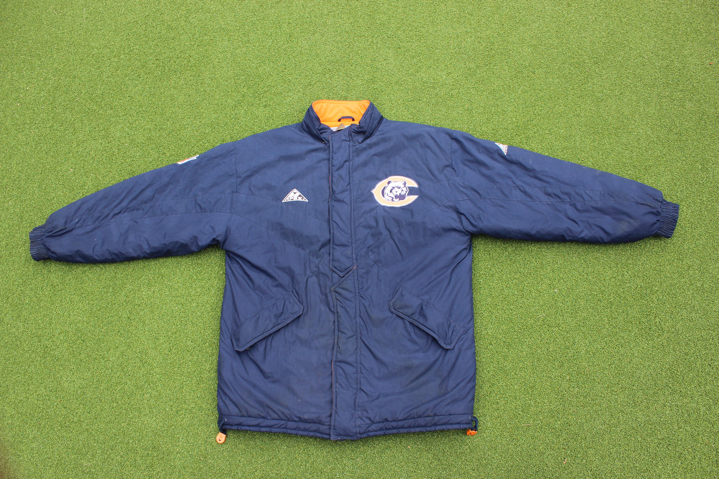 VINTAGE 90s | Chicago Bears Apex Coat | Size L (Fits XL)